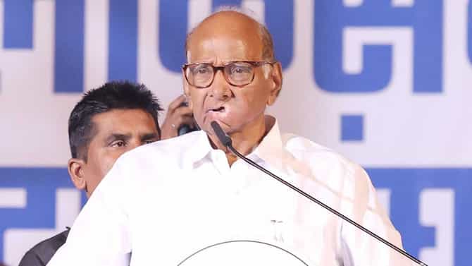 पवारसाहेबांनी खूप मानसन्मान दिला, त्यांना सोडायला नव्हतं पाहिजे...; कुणाकडून खंत व्यक्त?