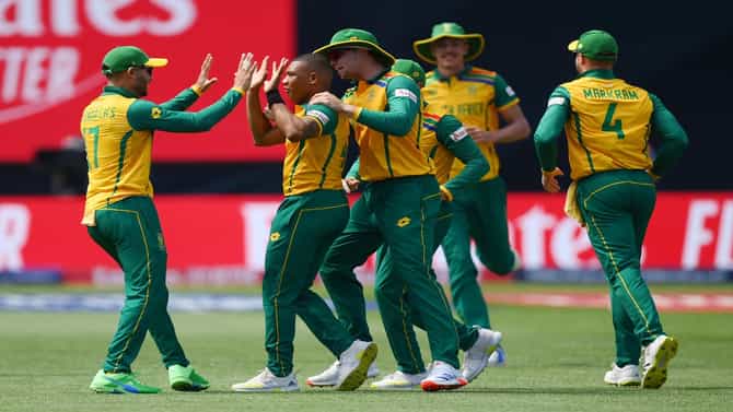 SL vs SA: श्रीलंकेकडून जोरदार लढाई, दक्षिण आफ्रिकेचा रडत खडत विजय