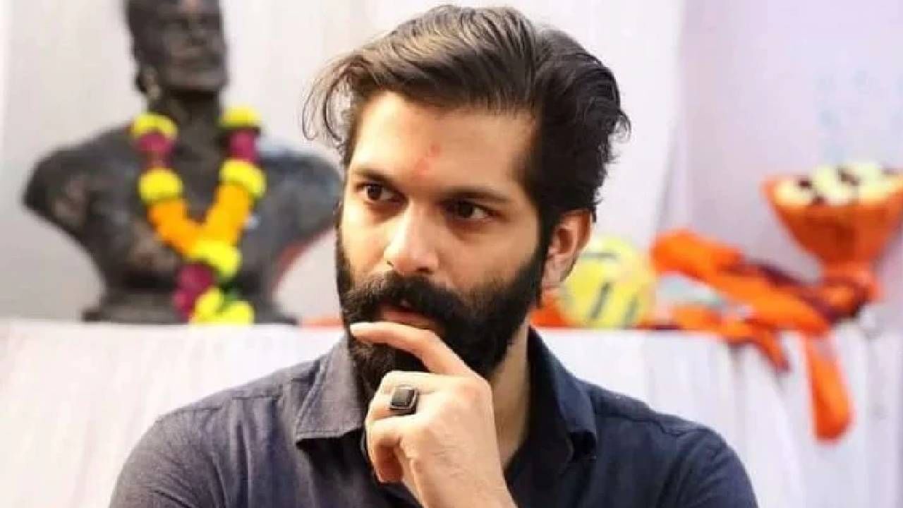 'नीट' परीक्षा खाजगी क्लासेस घेणाऱ्या दलालांच्या ताब्यात गेलीय का? अमित ठाकरे आक्रमक 'नीट' परीक्षा खाजगी क्लासेस घेणाऱ्या दलालांच्या ताब्यात गेलीय का? अमित ठाकरे आक्रमक