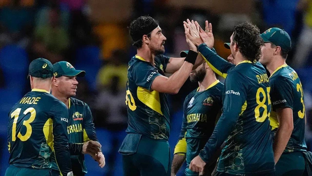 टीम इंडियाला ऑस्ट्रेलियाने 40 किंवा त्यापेक्षा जास्त धावांच्या अंतराने हरवलं किंवा 31 पेक्षा जास्त चेंडू राखून हरवलं, तर टीम इंडियाचा रनरेट ऑस्ट्रेलियापेक्षा कमी होईल. अशा स्थितीत ऑस्ट्रेलिया आणि भारताचे 4-4 पॉइंट होतील. दोन्ही टीम्स पहिल्या-दुसऱ्या नंबरवर असतील. 