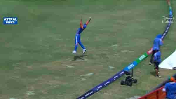 AUS vs IND Video: क्रिकेटच्या इतिहासात असा कॅच पहिलाच नाही, अक्षर पटेलचा जबरदस्त कॅच सामन्याचा टर्निंग पॉइंट