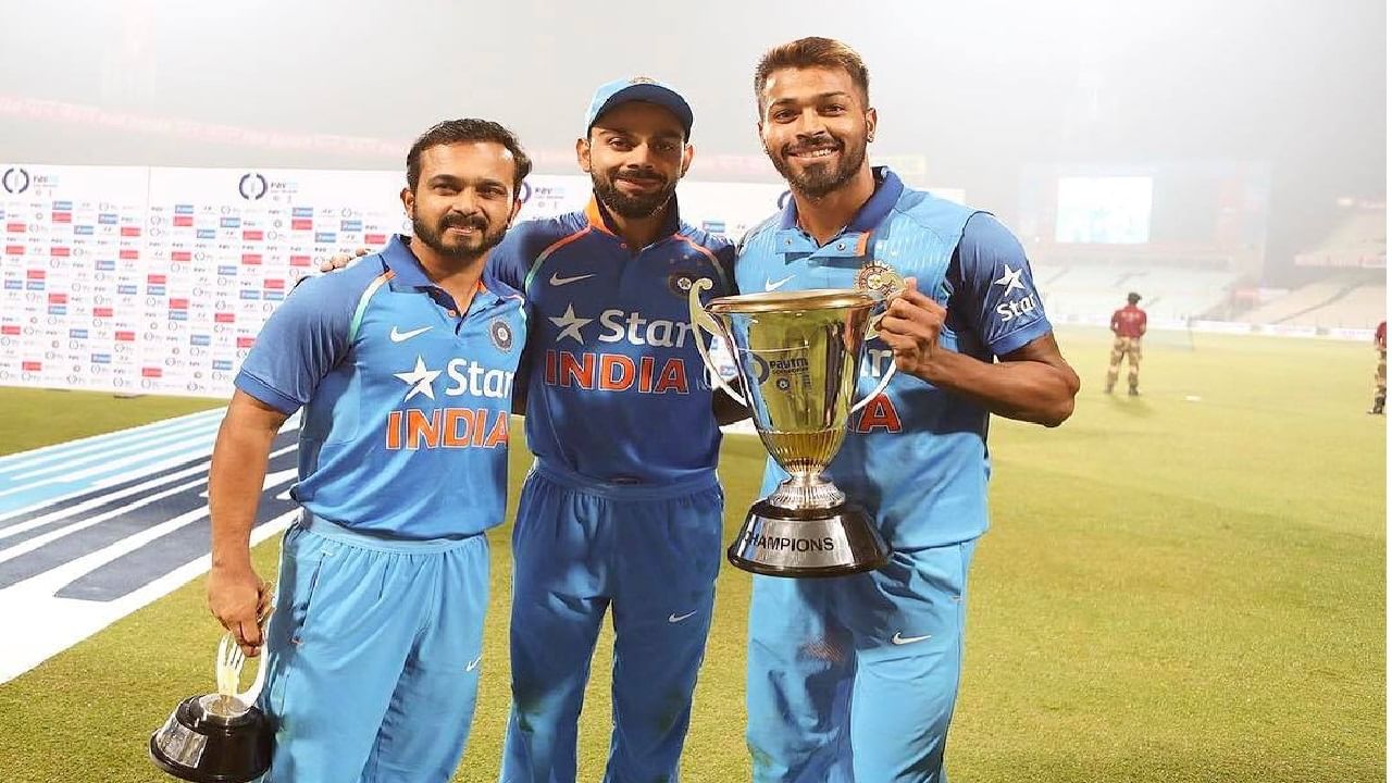 Kedar Jadhav Retirement: केदार जाधवची निवृत्तीची घोषणा, सोशल मीडियावर ट्विट करत म्हणाला.... Kedar Jadhav Retirement: केदार जाधवची निवृत्तीची घोषणा, सोशल मीडियावर ट्विट करत म्हणाला....