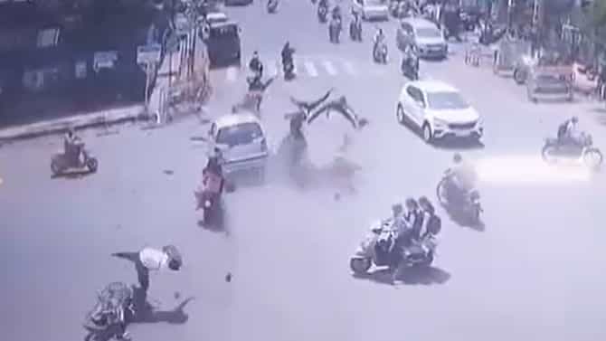 VIDEO : 6 जणांना चिरडणारी ती कार शिवाजी विद्यापीठाच्या माजी प्र कुलगुरूंची, त्यांचादेखील अपघातात मृत्यू