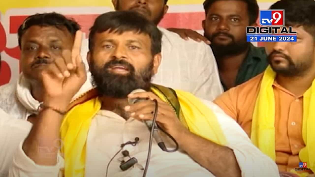 अरे याला शिक्षण द्या आधी, माझ्यासमोर बोलायची लायकी..., लक्ष्मण हाकेंचा जरांगे पाटलांवर हल्लाबोल