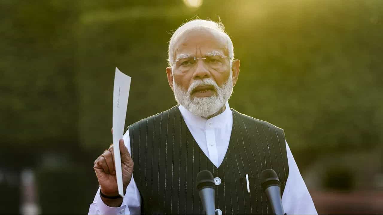 विधान परिषदेसाठी भाजपकडून 'ही' 10 नावं केंद्राकडे, आघाडीवर कोणत्या महिला नेत्याचं नाव?
