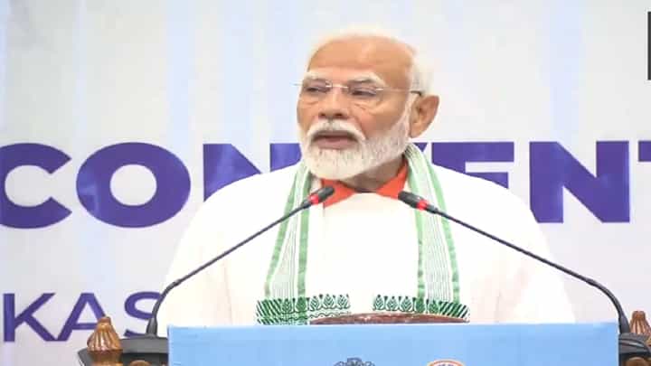 International Yoga Day : आज 10 वा आंतरराष्ट्रीय योग दिवस; श्रीनगरमधून मोदींचा योगसंदेश, म्हणाले... International Yoga Day : आज 10 वा आंतरराष्ट्रीय योग दिवस; श्रीनगरमधून मोदींचा योगसंदेश, म्हणाले...