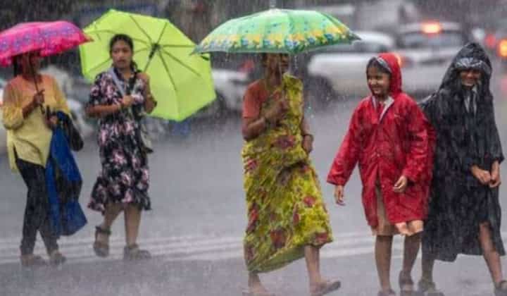 Kokan Monsoon Update : रत्नागिरीला ऑरेंज अलर्ट, पुढील दोन दिवस कसा होणार पाऊस, काय सांगतंय हवामान खातं? Kokan Monsoon Update : रत्नागिरीला ऑरेंज अलर्ट, पुढील दोन दिवस कसा होणार पाऊस, काय सांगतंय हवामान खातं?