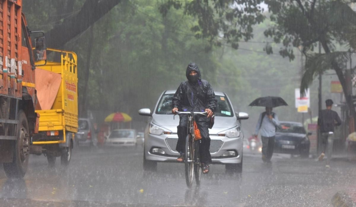 मान्सूनचं महाराष्ट्रात जोरदार आगमन, अनेक जिल्ह्यात मुसळधार पाऊस