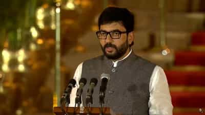 पहिल्याच डावात मुरलीधर मोहोळ केंद्रिय मंत्री, घेतली पदाची शपथ