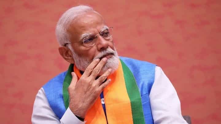 Modi 3.0 Cabinet : मंत्रिमंडळातून 'या' दोन बड्या मंत्र्यांना वगळलं, भाजप हायकमांडकडून संपर्कच नाही Modi 3.0 Cabinet : मंत्रिमंडळातून 'या' दोन बड्या मंत्र्यांना वगळलं, भाजप हायकमांडकडून संपर्कच नाही