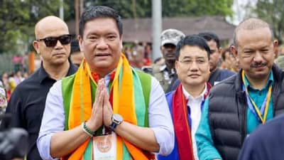 arunachal pradesh election result: अरुणाचल प्रदेशात भाजपला एकहाती सत्ता मिळवून देणारे कोण आहेत पेमा खांडू