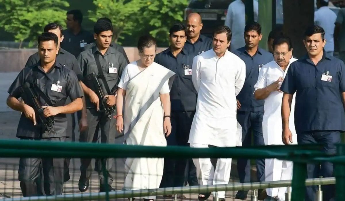 राहुल गांंधी विरोधी पक्षनेते झाल्याने आता त्यांना मिळणार हे मोठे अधिकार राहुल गांंधी विरोधी पक्षनेते झाल्याने आता त्यांना मिळणार हे मोठे अधिकार