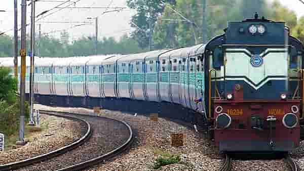 Kokan Railway News : रेल्वे प्रवाशांसाठी मोठी बातमी, पुन्हा 30 दिवसांचा मेगाब्लॉक; जाणून घ्या कधी अन् कुठे?