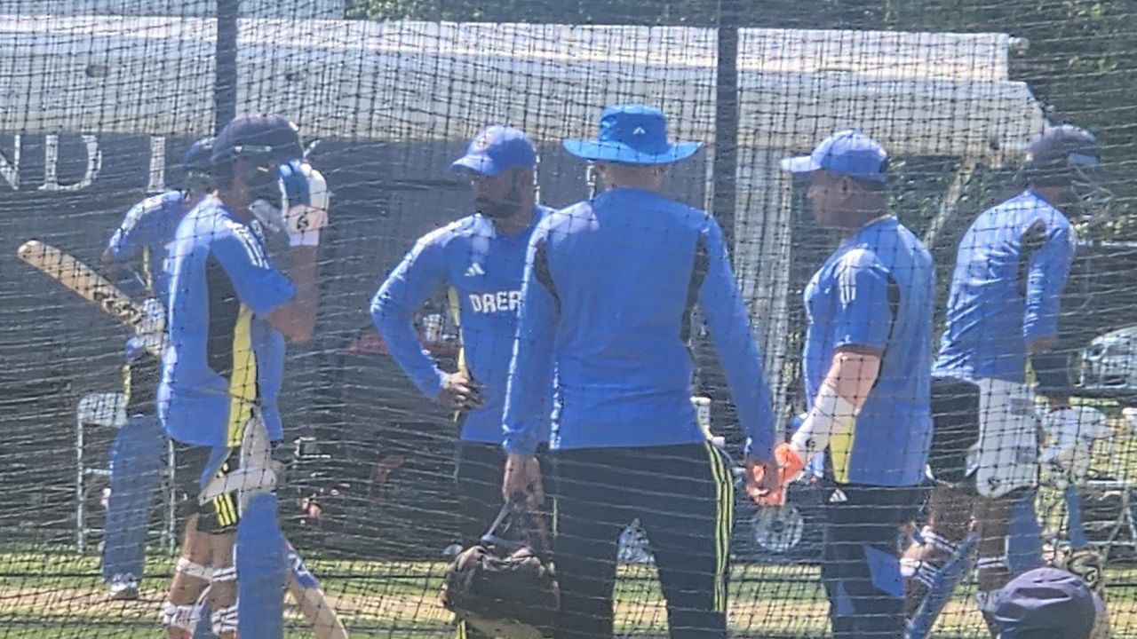 IND vs PAK: रोहित दुखापतीमुळे बाहेर पडल्यास कुणाला संधी? पाहा व्हीडिओ IND vs PAK: रोहित दुखापतीमुळे बाहेर पडल्यास कुणाला संधी? पाहा व्हीडिओ