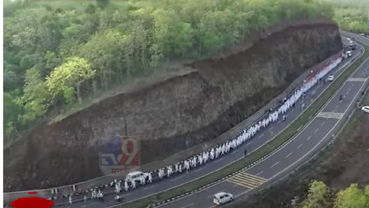 मन लागो रे लागो गुरू भजनी... संत श्री गजानन महाराजांच्या पालखीचे बघा विहंगम ड्रोन दृश्य