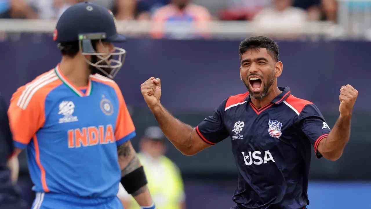 IND vs USA : रोहित-विराट सारख्या मोठ्या प्लेयरची विकेट काढूनही सौरभ नेत्रवाळकर स्वत:ला का दोष देतोय? IND vs USA : रोहित-विराट सारख्या मोठ्या प्लेयरची विकेट काढूनही सौरभ नेत्रवाळकर स्वत:ला का दोष देतोय?