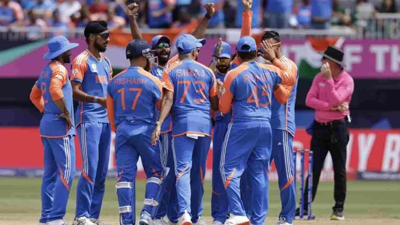 IND vs PAK World Cup : जसप्रीत बुमराहच नाहीतर हा खेळाडूही पडद्यामागचा हिरो, भारताच्या वाघांकडून पाकिस्तानची शिकार