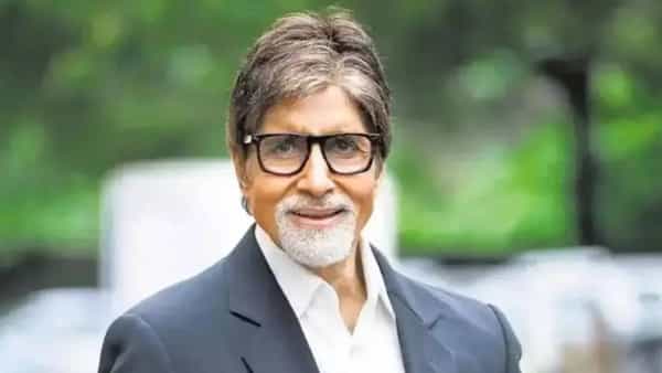 बॉलिवूडचे बिग बी अर्थात अमिताभ बच्चन यांनी मोठा काळ चित्रपटांमध्ये गाजवला आहे. अमिताभ बच्चन यांची जबरदस्त अशी फॅन फॉलोइंग बघायला मिळते. अनेक हिट चित्रपटे त्यांनी बॉलिवूडला दिली आहेत.