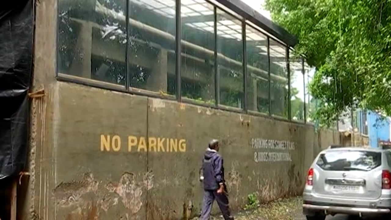 मुंबई पोलिसांनी वरळी हिट अँड रन प्रकरणातील मुख्य आरोपी मिहीर शाह याला तिसऱ्या दिवशी पोलिसांनी अटक केली.