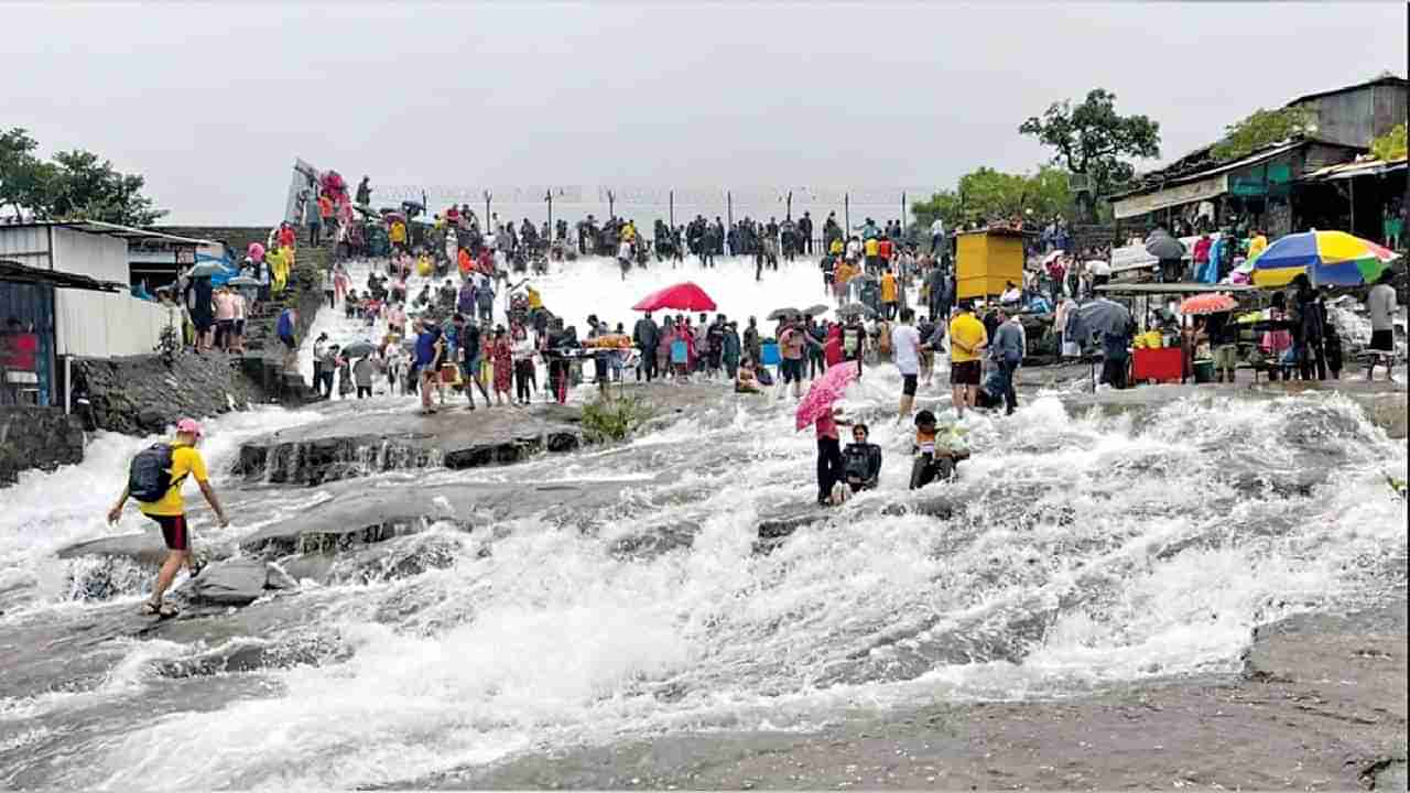 अन् त्याचा आनंद ठरला क्षणाचाच धरण क्षेत्र, पर्यटन स्थळी जाताना टाळा उताविळपणा; एका विद्यार्थ्याने जीव गमावला