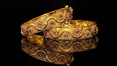 Gold Silver Rate Today 2 July 2024 : एका आठवड्याच्या विश्रांतीनंतर चांदी चमकली, सोन्याने घेतली विश्रांती; काय आहेत भाव तरी?