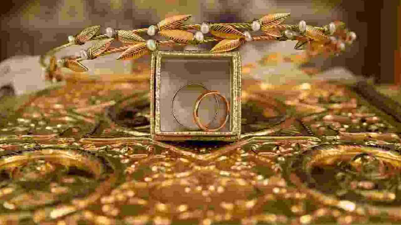 Gold Silver Rate Today 21 July 2024 : गुरु पौर्णिमेला आनंदवार्ता, सोने-चांदी खरेदीची संधी चुकवू नका, मौल्यवान धातूत आली स्वस्ताई