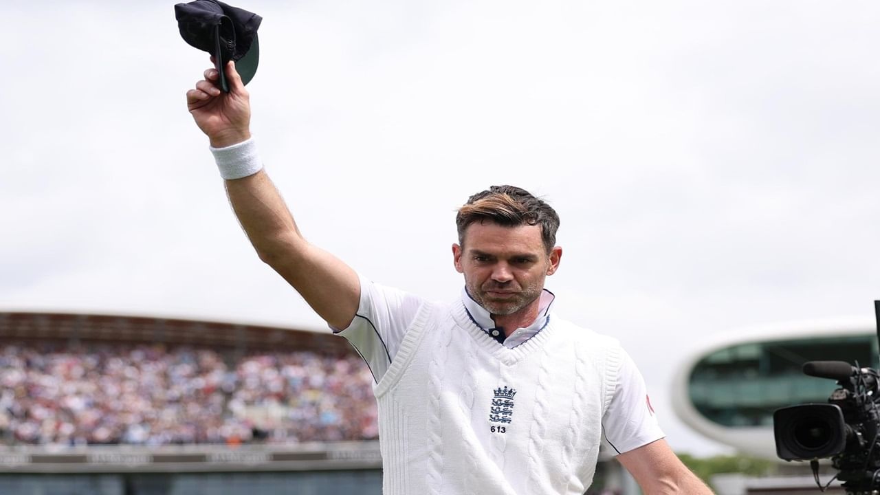 ENG vs WI: जेम्स अँडरसन अखेरच्या सामन्यानंतर भावूक, व्हीडिओ व्हायरल