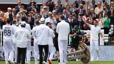 जेम्स अँडरसनचा इंग्लंड क्रिकेटशी असलेला बॉण्ड संपला, क्रिकेटच्या पंढरीत रंगला विजयी निरोप सोहळा