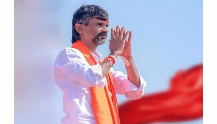 'सगेसोयरे'चा अल्टिमेटम दोन दिवसात संपणार, 13 तारखेपर्यंत निर्णय नाही घेतला तर...जरांगेंचा सरकारला इशारा 'सगेसोयरे'चा अल्टिमेटम दोन दिवसात संपणार, 13 तारखेपर्यंत निर्णय नाही घेतला तर...जरांगेंचा सरकारला इशारा