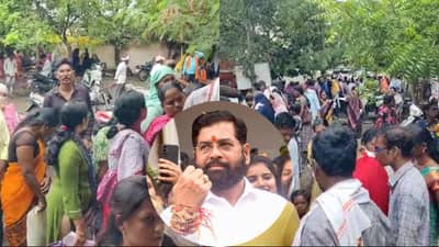 कुठे सर्व्हर जाम, तर कुठे पोर्टलच बंद, महिला वैतागल्या; लाडकी बहीण योजनेच्या लाभाची गर्दी थांबता थांबे ना...