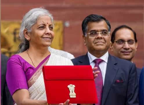 Budget 2024 : सर्वसामान्यांसाठी निर्मला सीतारमण यांची मोठी घोषणा; काय स्वस्त अन् काय झालं महाग? Budget 2024 : सर्वसामान्यांसाठी निर्मला सीतारमण यांची मोठी घोषणा; काय स्वस्त अन् काय झालं महाग?
