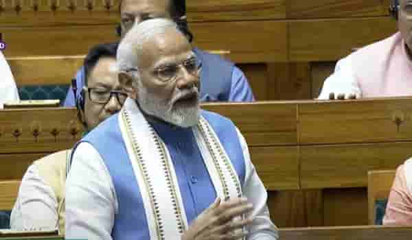 2014 च्या आधी निर्दोष लोकं मारली जात होती, भारत आता घरात घुसून मारतो - पीएम मोदी
