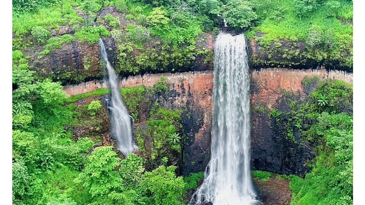 Sawatsada Waterfall : सह्याद्रीच्या कडे-कपारीतून कोसळणारा पांढऱ्याशुभ्र सवतसडा धबधब्याची बघा विलोभनीय दृश्य