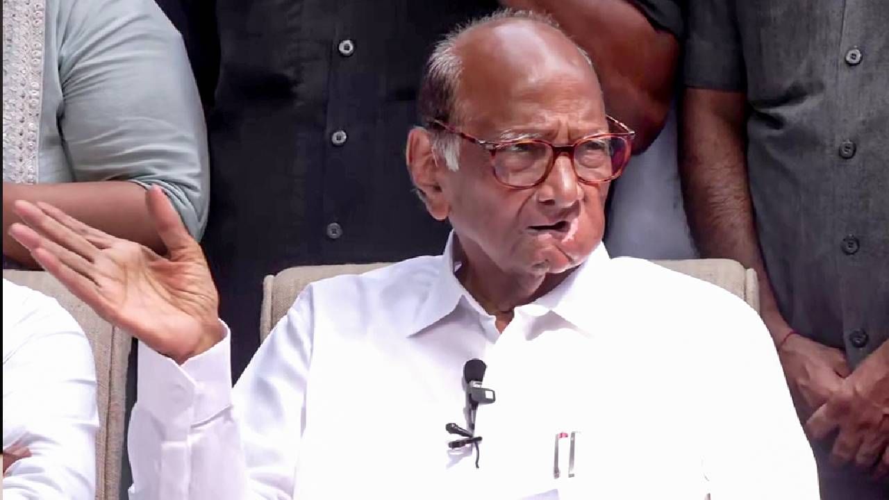 'लाडकी बहीण योजना' ही 3 महिन्यांनी 'सावत्र बहीण योजना' होणार!; शरद पवार गटाच्या महिला नेत्याचा जोरदार हल्लाबोल 'लाडकी बहीण योजना' ही 3 महिन्यांनी 'सावत्र बहीण योजना' होणार!; शरद पवार गटाच्या महिला नेत्याचा जोरदार हल्लाबोल