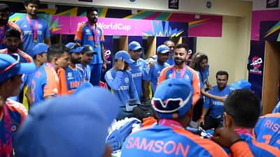 आयसीसीकडून टी20 वर्ल्डकप स्पर्धेतील बेस्ट टीम जाहीर, सामनावीर ठरलेल्या भारतीय खेळाडूचा पत्ता कट