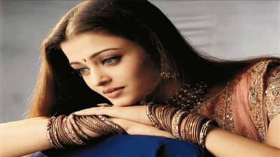 Aishwarya Rai : फक्त तुझ्यासाठी जगतेय..., घटस्फोटाच्या चर्चा, असं कोणाला म्हणली ऐश्वर्या राय?