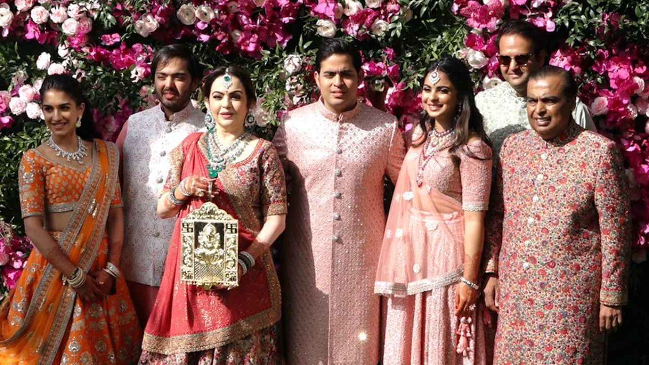 दिवो हा मंगलदीपचा एक प्रकार आहे, जो गुजराती लोकांच्या प्रत्येक शुभ कार्यात वापरला जातो. कोणतीही पूजाविधी असो वा दिवाळी, तसेच मुलाच्या जन्माच्या वेळी हे दिवे घरात लावले जातात. त्यामुळे गणपतीच्या कृपेने घरात रिद्धी-सिद्धी वास करतात. घरात सुख-समृद्धी येते.