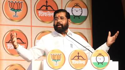 सर्वात मोठी बातमी! त्या बैठकीत भाजप नेत्यांचं फडणवीस यांच्यापेक्षा मुख्यमंत्री एकनाथ शिंदेंना झुकतं माप?; बैठकीतला मोठा निर्णय काय?