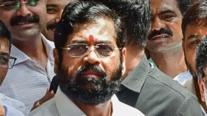 त्यांचा 100 टक्के करेक्ट कार्यक्रम करू, शिंदे गटाच्या आमदाराचा व्हिडीओ व्हायरल त्यांचा 100 टक्के करेक्ट कार्यक्रम करू, शिंदे गटाच्या आमदाराचा व्हिडीओ व्हायरल