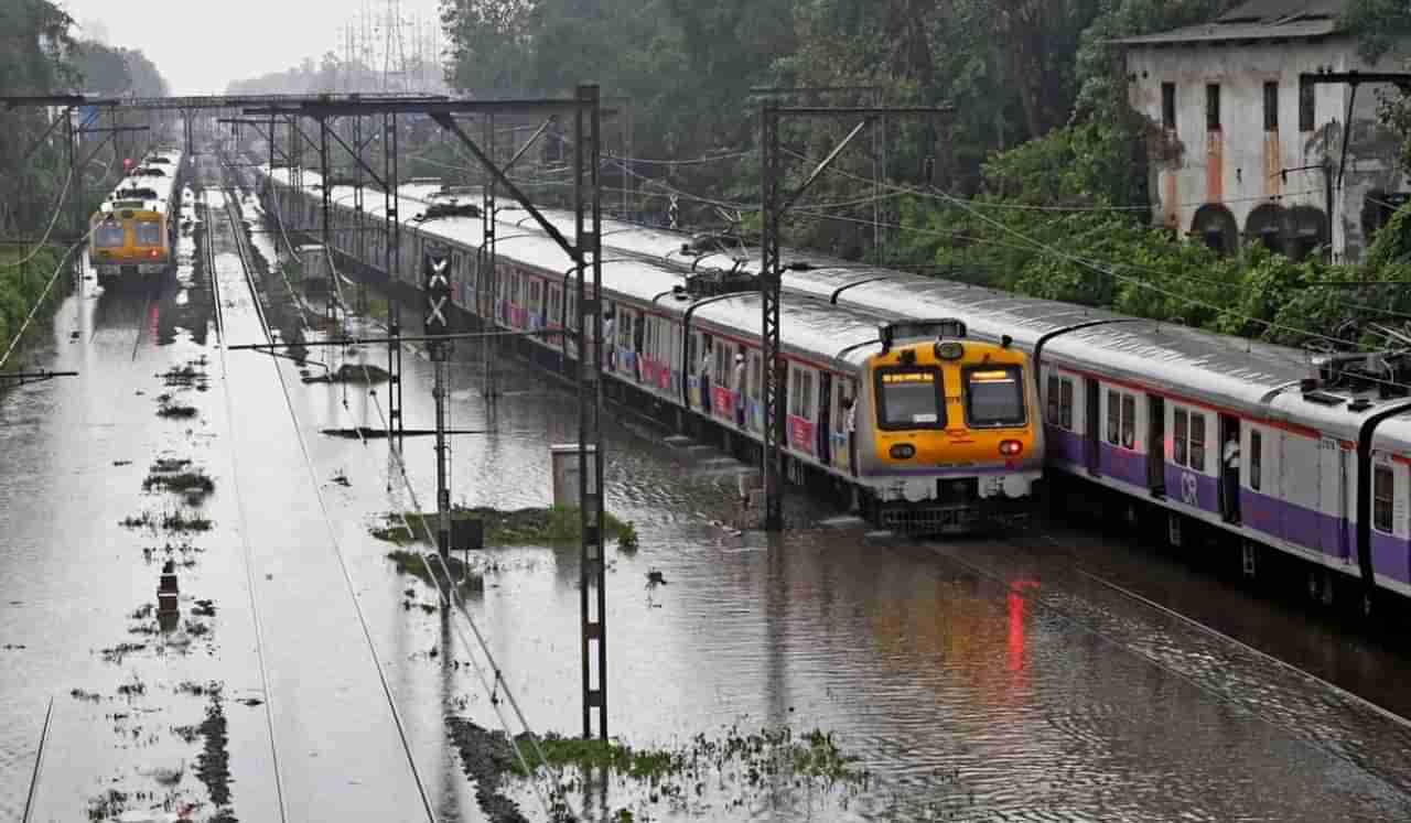 मुंबईला अतिमुसळधार पावसाचा इशारा, यंत्रणांना सुसज्ज राहण्याचे आयुक्तांचे निर्देश