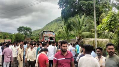 Pune Accident :अंत्यसंस्कार करुन परतणाऱ्यांना ट्रकने चिरडलं, नगर-कल्याण महामार्गावर काळाचा घाला