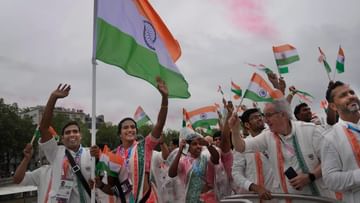 Paris Olympics 2024: भारताची भव्य उद्घाटन समारंभात छाप, पीव्ही सिंधू-शरत कमलकडून नेतृत्व
