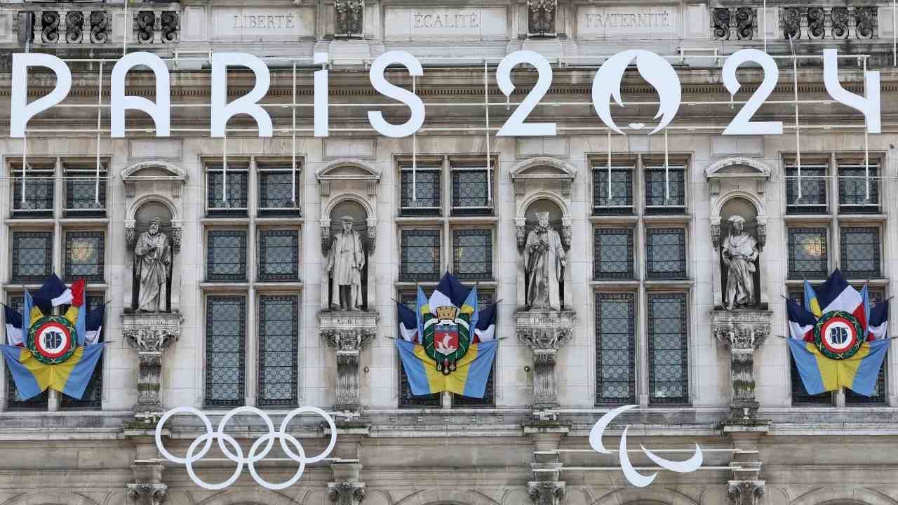 Paris Olympics 2024 :  स्वप्न मोडलं, ऑलिम्पिकमधून पहिल्याच दिवशी भारतासाठी निराशाजनक बातमी