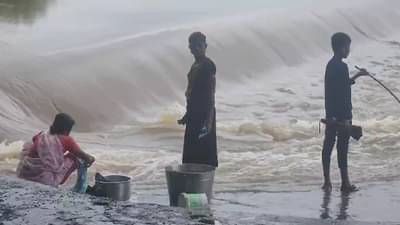 दमदार पावसामुळे पवना नदीचं रौद्र रूप, पुणेकरांची पाण्याची चिंता मिटली पण…