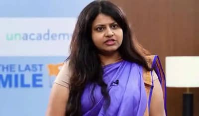 पूजा खेडकर यांच्या आई-वडिलांचा खरंच घटस्फोट झाला का?, आता दूध का दूध पानी का पानी...