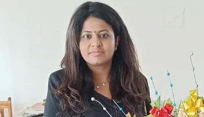 IAS puja khedkar : केवळ निलंबन नको, प्रशिक्षणाचा खर्च आणि वेतन देखील वसुल करावे, कोणी केली टीका