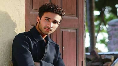 Raghav Juyal: पर्वताच्या टोकावर तिने Kiss केलं आणि..., राघव जुयालकडून मोठा खुलासा