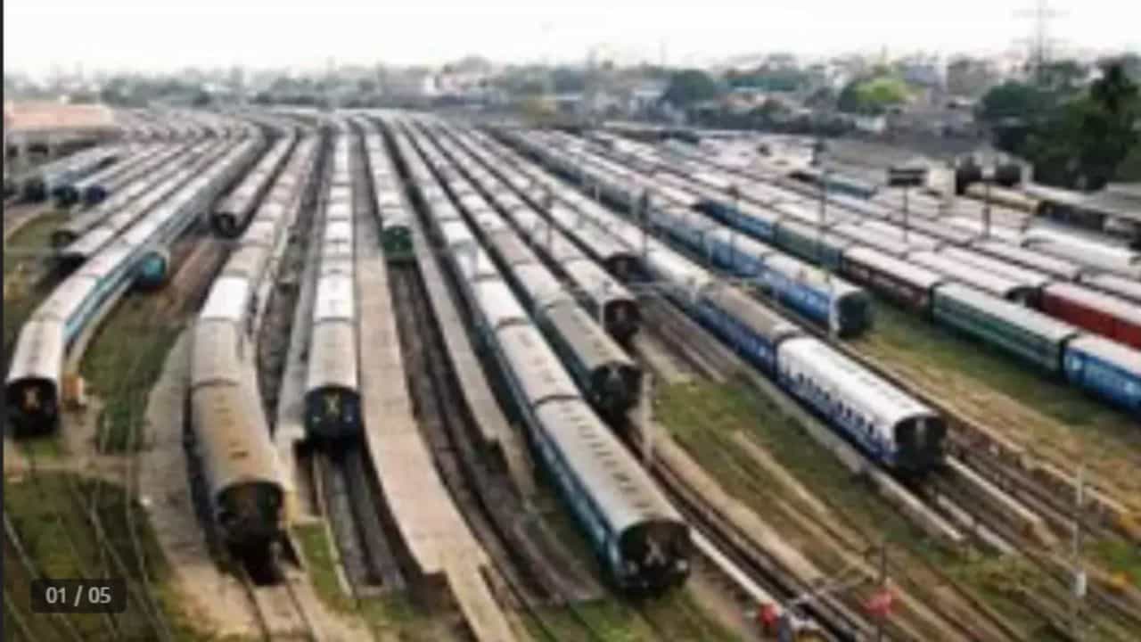 देशातील सर्वाधिक प्लॅटफॉर्म असलेले रेल्वे स्टेशन सर्वात वर्दळीचे रेल्वे स्टेशन आहे. या रेल्वे स्टेशनवर 26 ट्रॅकची रेल्वे लाईन आहे. देशातील विविध भागात जाण्यासाठी या ठिकाणावरुन ट्रेन आहे.