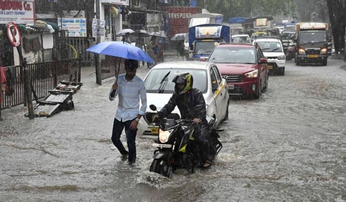 राज्यातील अनेक भागांना पावसानं चांगलंच झोडपलं, पाहा कुठं काय आहे परिस्थिती?