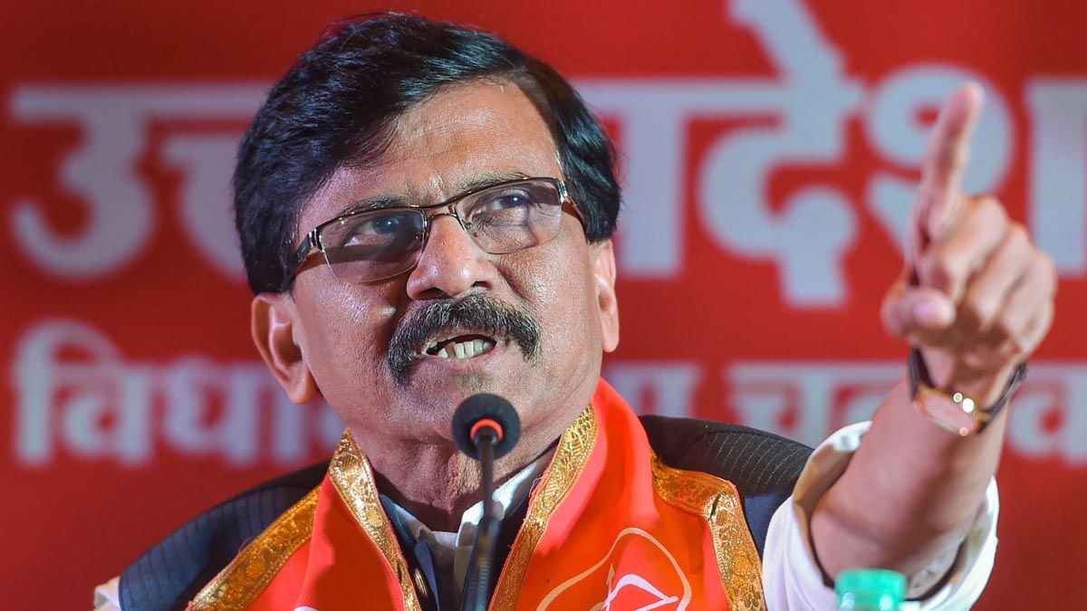 हा देशाच्या सिक्युरिटी सोबतचा खेळ आहे, वेषांतर प्रकरणावर राऊत यांची खरमरीत टिका हा देशाच्या सिक्युरिटी सोबतचा खेळ आहे, वेषांतर प्रकरणावर राऊत यांची खरमरीत टिका